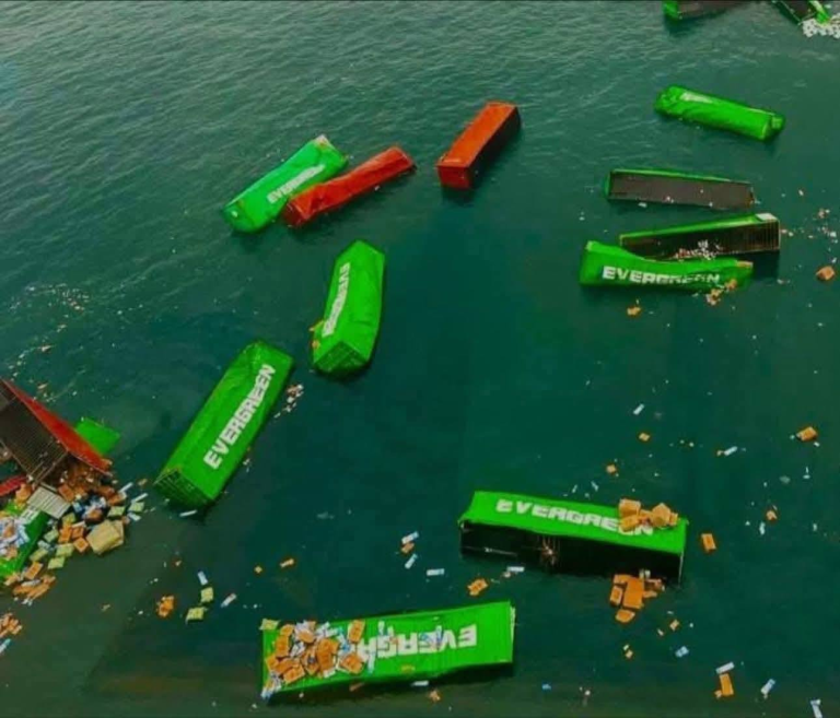 Evergreen Vessel1