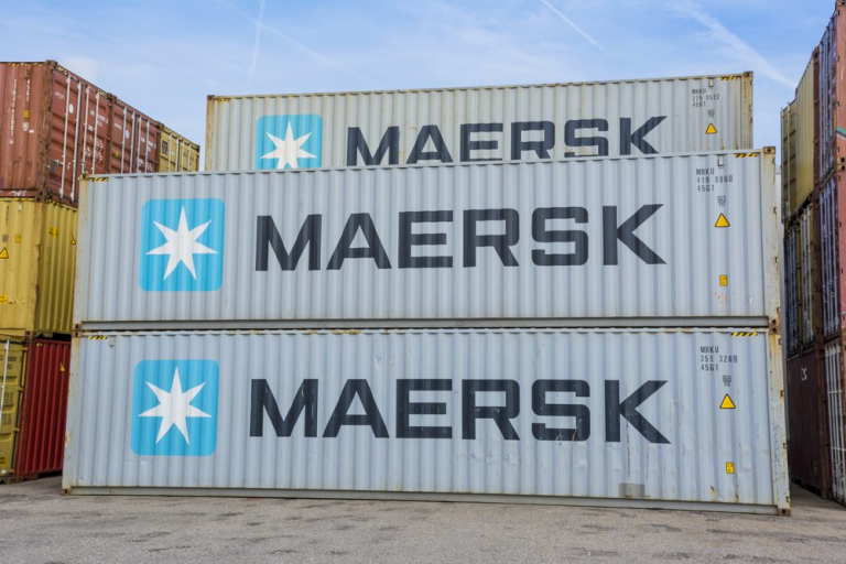 Maersk Container Color Change1